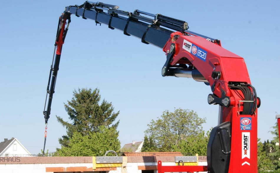 Baumeisterkran mit dem HMF 8520